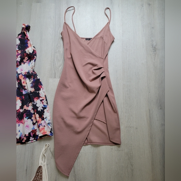 DRESS BUNDLE - Picture 2 of 5